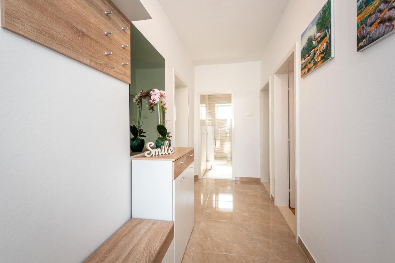 Apartman Galov Metkovic Luaran gambar