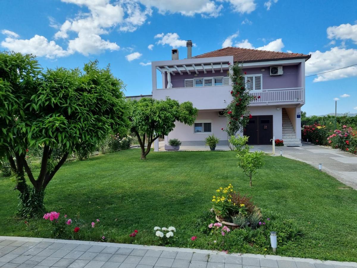 Apartman Galov Metkovic Luaran gambar